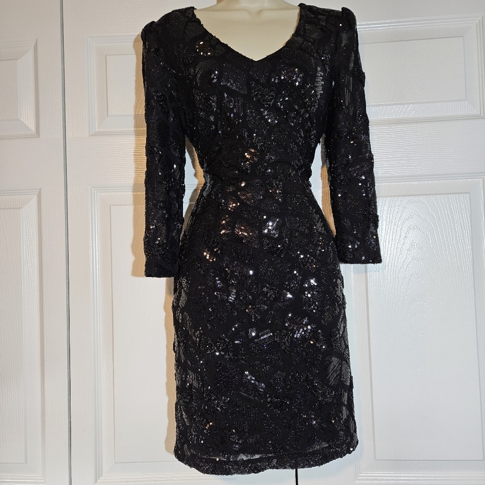Cache Black Sequin Sheath Dress V-Neck 3/4 Sleeve